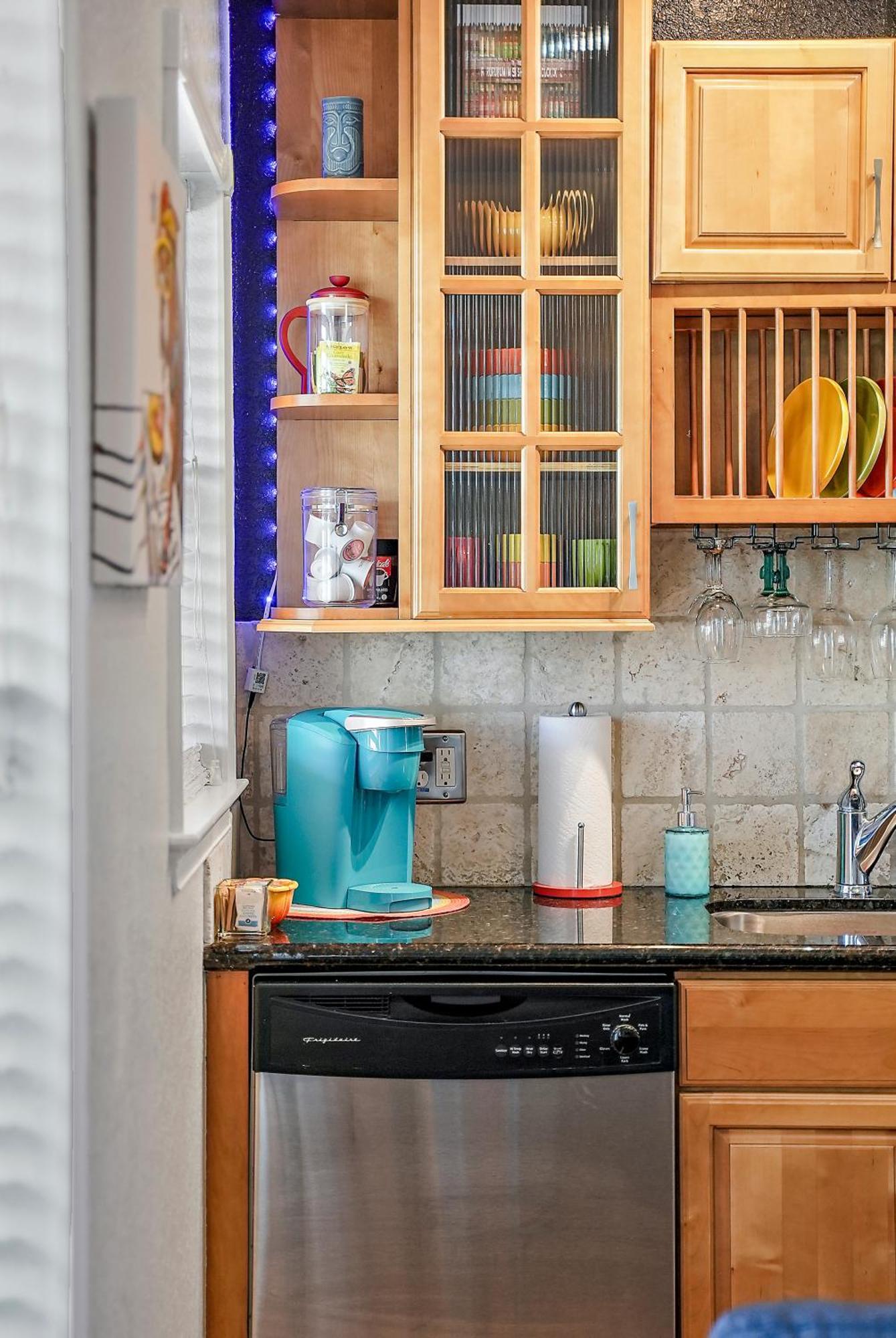 Itz A Vibe - 1 Bedroom Studio In The Heart Of Dtsp เซนต์ปีเตอร์สเบิร์ก ภายนอก รูปภาพ