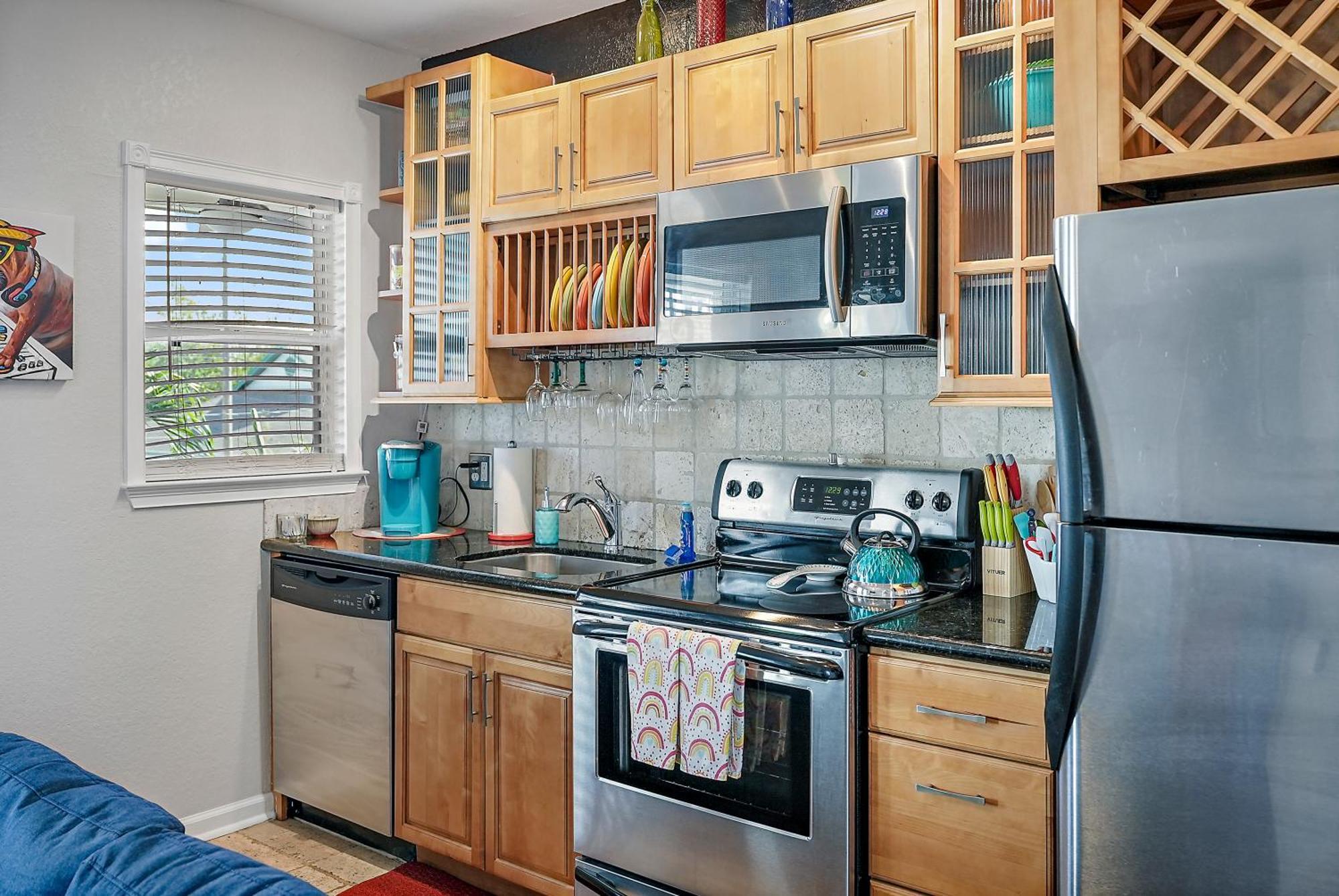 Itz A Vibe - 1 Bedroom Studio In The Heart Of Dtsp เซนต์ปีเตอร์สเบิร์ก ภายนอก รูปภาพ